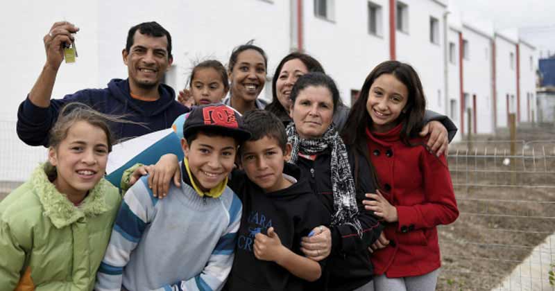 familias del apero rebiben vivienda