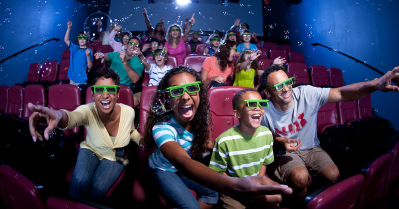 Primera sala 4D en cines de Montevideo - Colón Portal